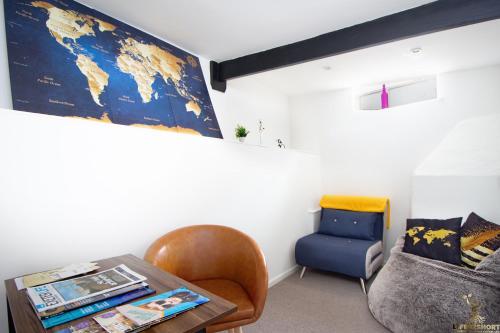 Picture of Modern Quirky Exeter City Cottage