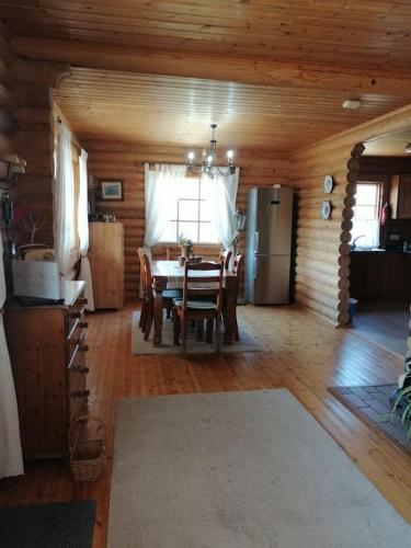 Casa De Madera, A home from home. in Zarra