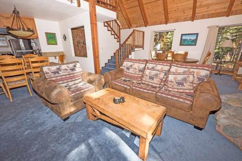 Bella Coola Drive Holiday home - image 2