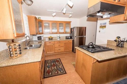 Bella Coola Drive Holiday home - image 6