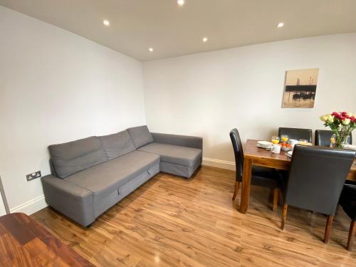 Stylish Maisonette and Studio in Victoria, London (photo 8)