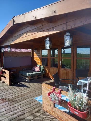  jacuzzi cows dairyfarm relaxing sleeping in Hitzum