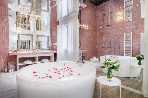Suite with Sauna