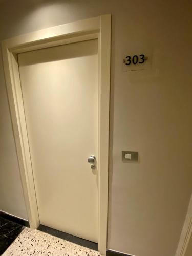 Deluxe Apartment image 2