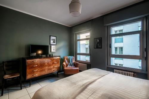 One-Bedroom Apartment image 1
