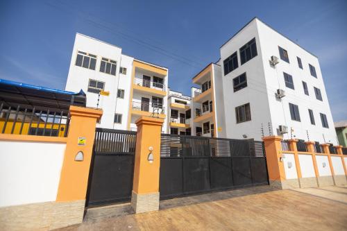 Stunning 2-Bedroom Furnished Apartment in Accra