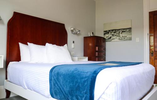 The Emerson Inn - image 8