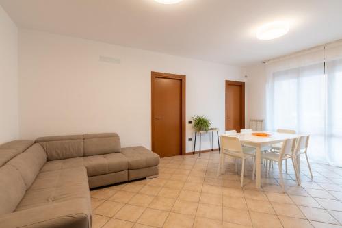 MIZAR- Appartamento privato con parcheggio gratuito by Appartamenti Petrucci 5
