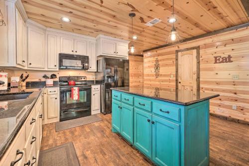 Broken Bow Escape w/ Hot Tub & Basketball Court!, Broken Bow (fotografie 10)