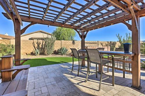 Gold Canyon Home with Private Pool, Grill and Fire Pit