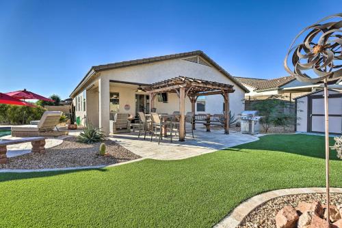 Gold Canyon Home with Private Pool, Grill and Fire Pit