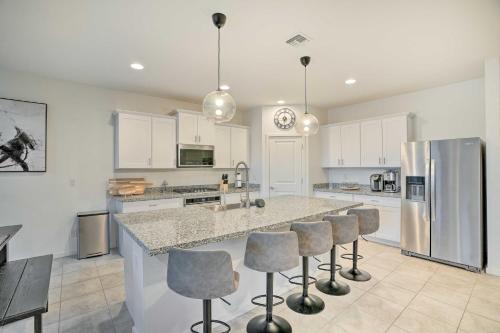 New-Build Glendale Home with Hot Tub and Putting Green in Litchfield Park