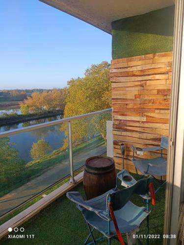景觀, Petit cocon vue sur la Loire avec Place de Parking offerte in 拉馬德萊娜