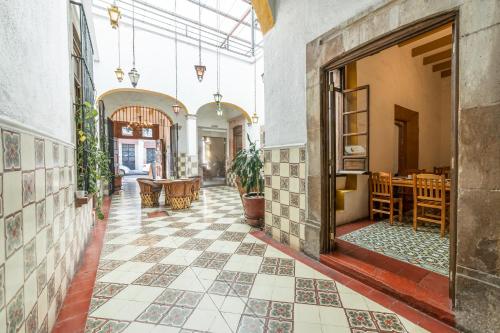 Restaurant, Hotel Meson de Isabel in Queretaro