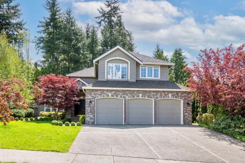 Upscale beautiful house in Bellevue, WA