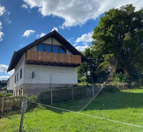 Ihr Landhaus mit Garten zur Alleinnutzung in Wittgenstein - Accommodation - Bad Laasphe