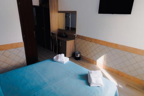Square Inn - image 2