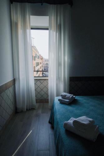 Square Inn - image 8