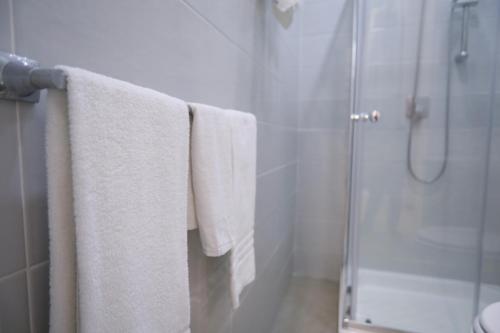Single Room image 10