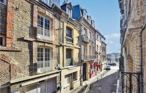 Stunning Apartment In Dieppe With Wifi And 1 Bedrooms - Location saisonnière - Dieppe