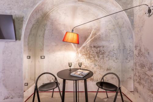 RUINS_DESIGN LOFT 150 MT FROM COLOSSEUM, Rome (photo 10)