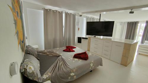 2 bedrooms, 2 beds