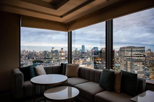 One-Bedroom with Dining Area - Top Floor