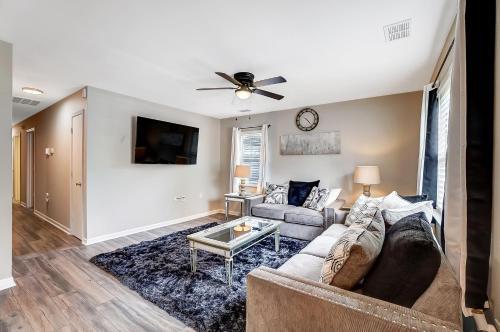 Cozy, 1-Level Cottage - 5 miles to Uptown CLT in Charlotte, USA