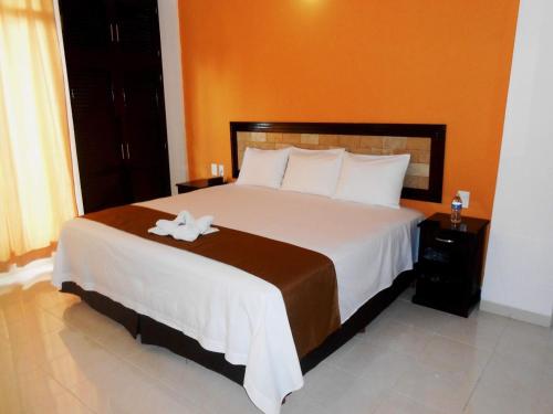 Hotel John David in พาเรน