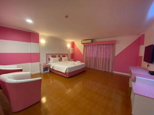 The Wai Hotel Danok thumbnail 3