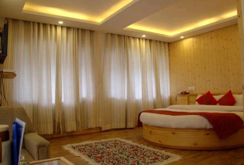 Hotel Dream Land - Riverside (old manali)