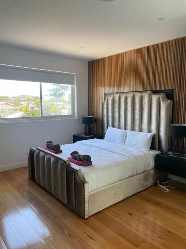New Luxury 3 Bedroom Ocean View Warilla BeachHouse