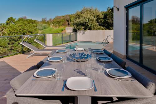 Létesítmények, Villa à l'entrée de Porticcio - Piscine - Vue dégagée (Villa a l'entree de Porticcio - Piscine - Vue degagee) in Bastelica