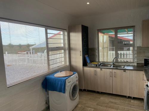 Strandfontein holiday house in 斯雲方地