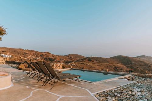 Skats, Livas Residence in Ganema