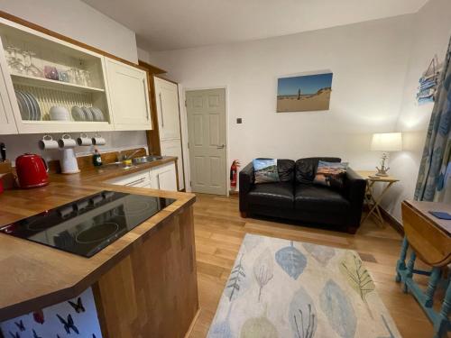 Flat 2, Ty Newydd, Бармут