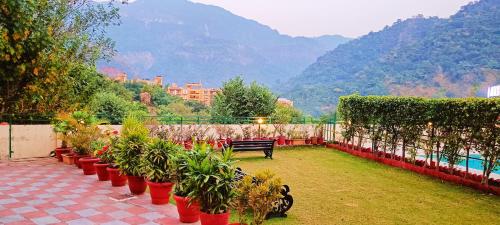 Hotel Dewa Retreat- A Himalayan Boutique Hotel photo 2