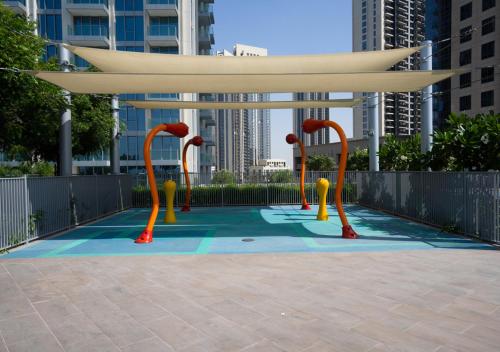 leikkipaikka, Nasma Luxury Stays - The Grand, Dubai Creek Harbour in Dubai Festival City