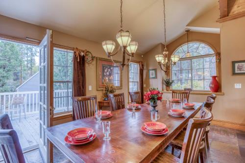 011 - Fox Manor in Big Bear Lake, USA