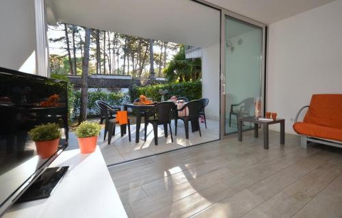 Holiday Home image 10