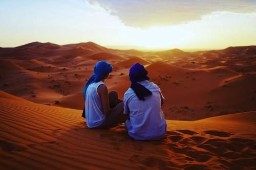 Merzouga Luxury Tents - Glamping in Khamlia