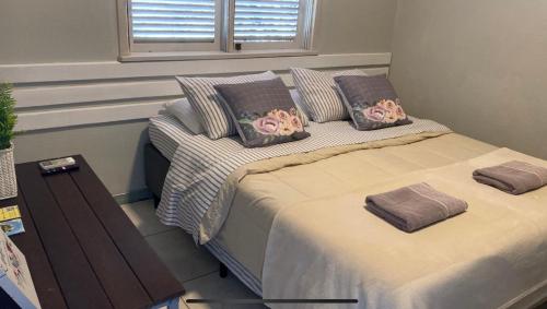 1 double bed