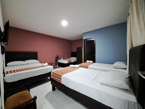 Hotel 9-25 – Pereira, KS