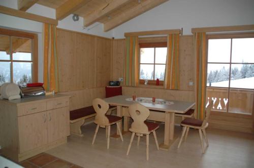 Køkken, Mecki's Dolomiten Panorama Stubn in Debant