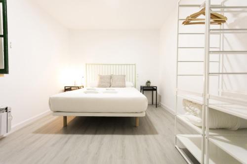  Denda by Smiling Rentals, Ferienwohnung in Hondarribia