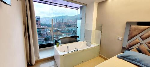 901 Loft con jacuzzi privado cerca al barrio Laureles