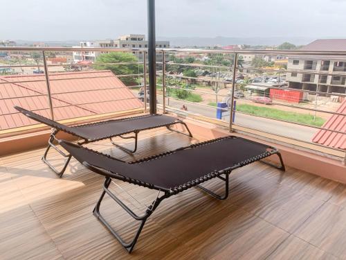 Lurelin Village Apartments - image 3