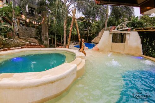 ME Hotel & Villas - Montanita Estates