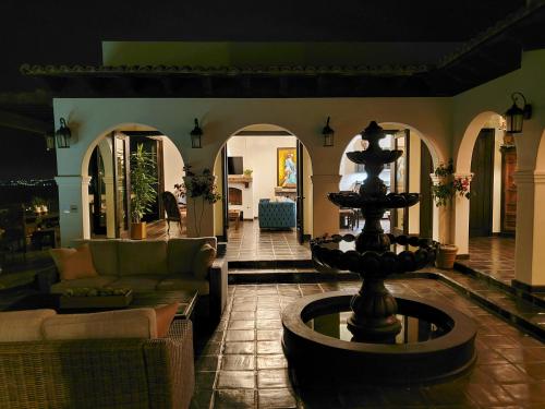 Skats, BeachPleaseBaja - Villa with Infinity Jacuzzi in Puerto Nuevo