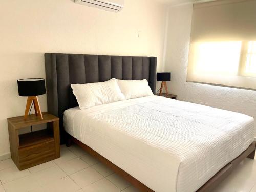 DECO 1 Downtown Lovely Apartment few min from the beach and malls, Cancún